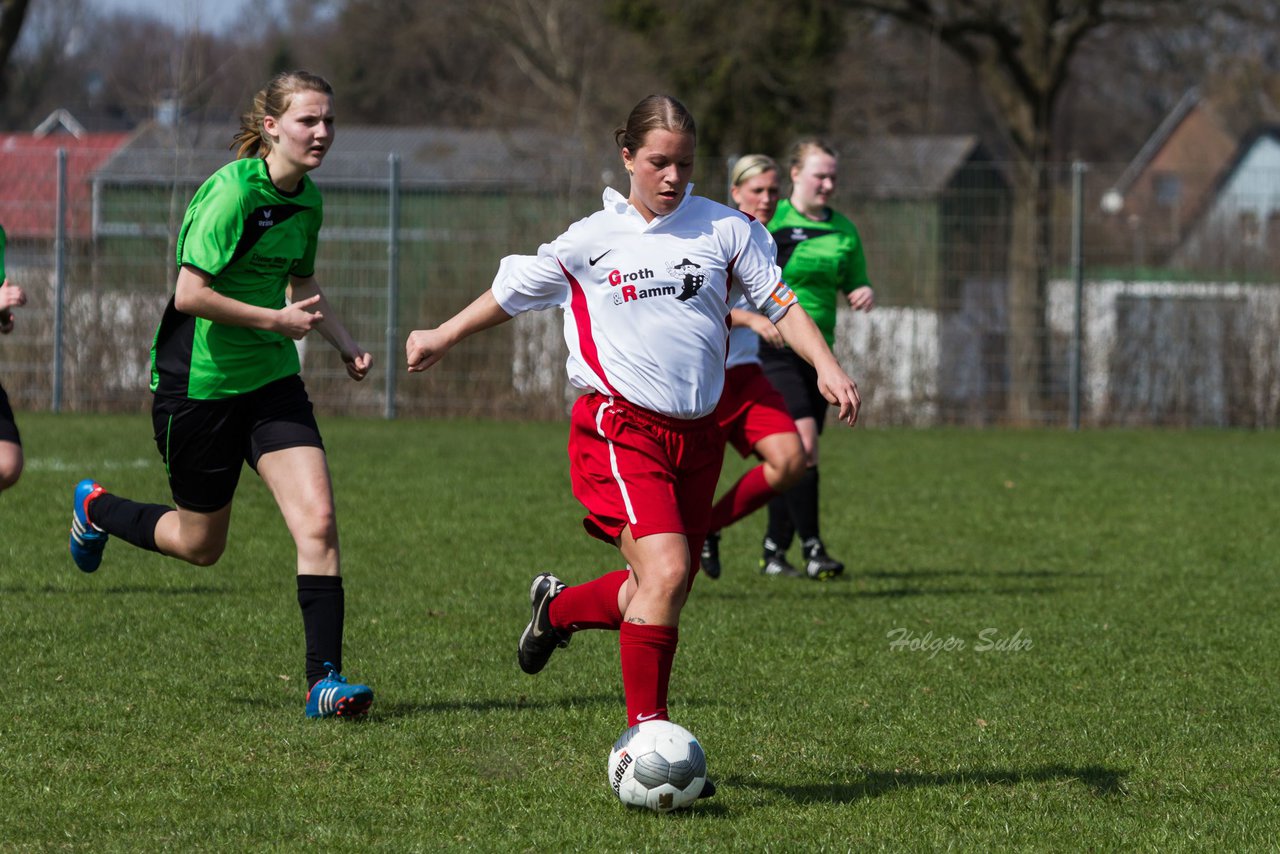 Bild 210 - Frauen Schmalfelder SV - TSV Siems : Ergebnis: 1:0